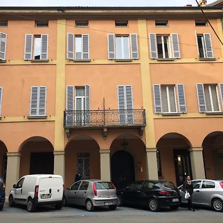 Apartament Angolo Via Parigi *